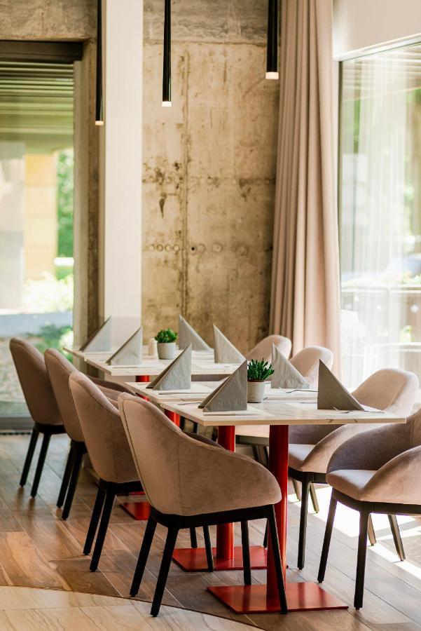 Royal Tulip Sand Kołobrzeg Exterior foto Restaurant interior